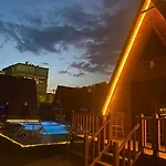 Noel & Cafe Hotel *